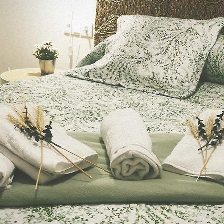 Apartamento La Teja-Parking Privado Apartment Кармона Екстериор снимка